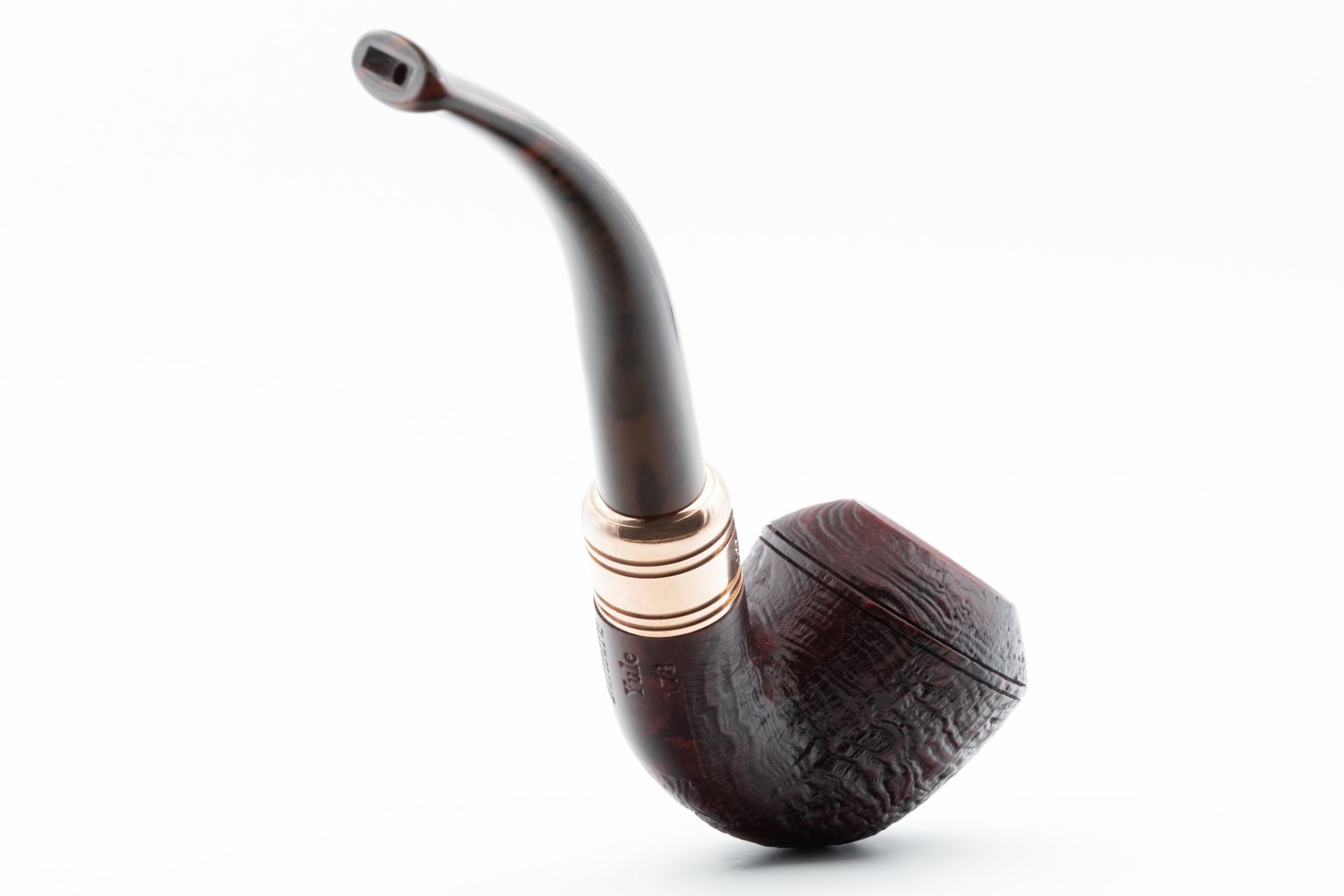 Rattray's Yule Red Sandblasted 25 Pipe_